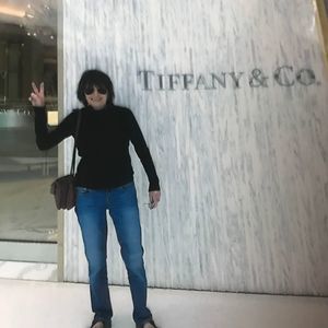 Meet your Posher, Aneda